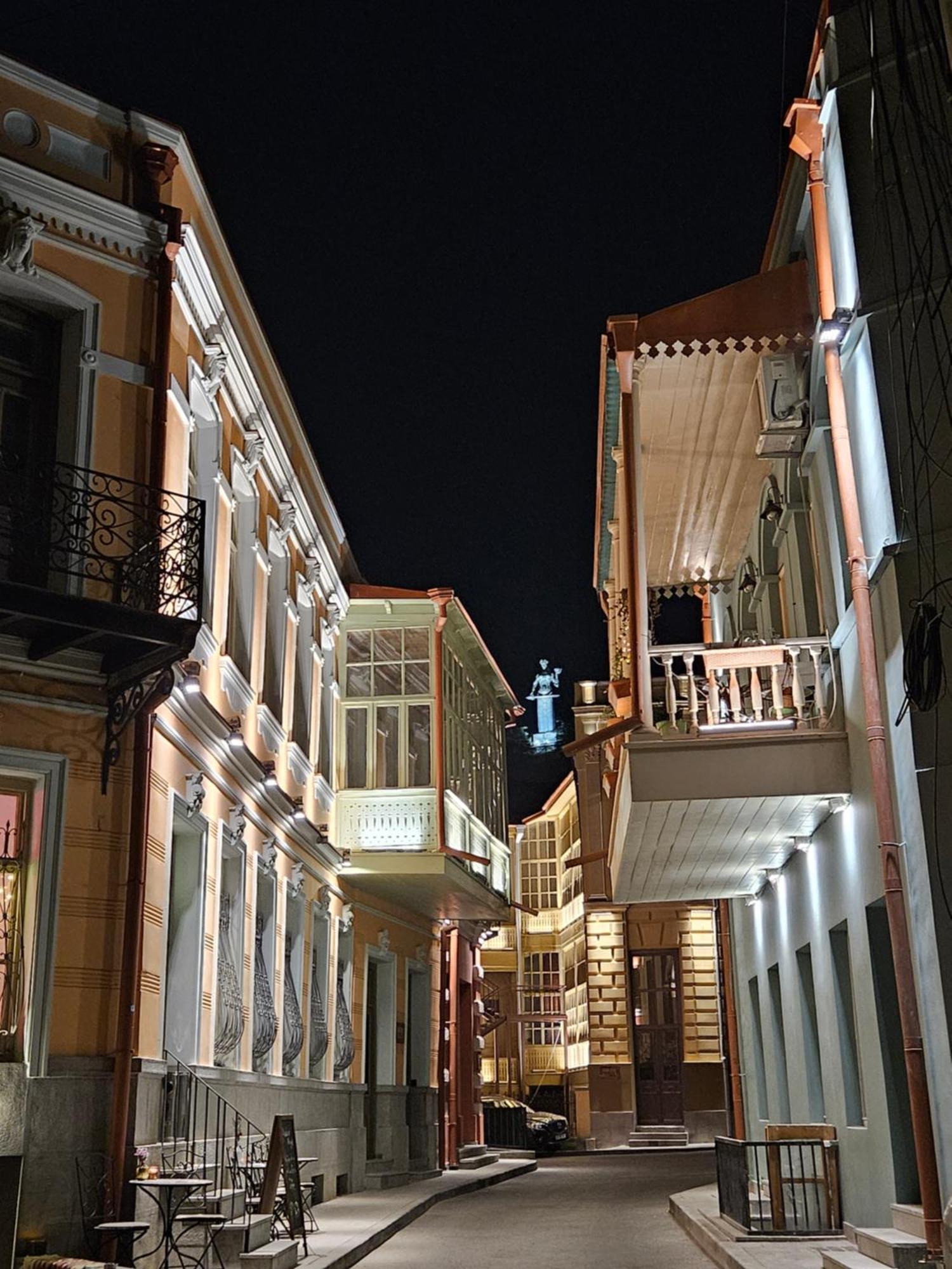 Old Gold Apartment تبليسي المظهر الخارجي الصورة